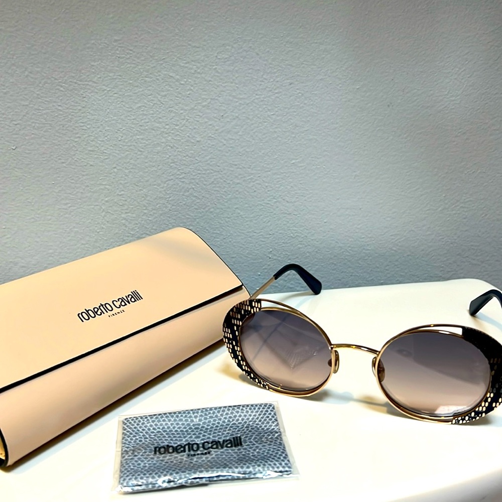 Roberto Cavalli Firenze Black and goldtone sunglasses w/ case & cleaning cloth